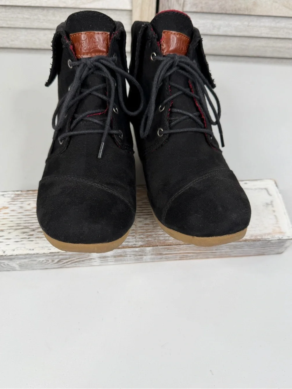 MAD LOVE Women's Black 